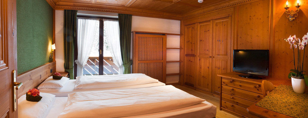 Hotel Ladinia La Villa  Dış mekan fotoğraf